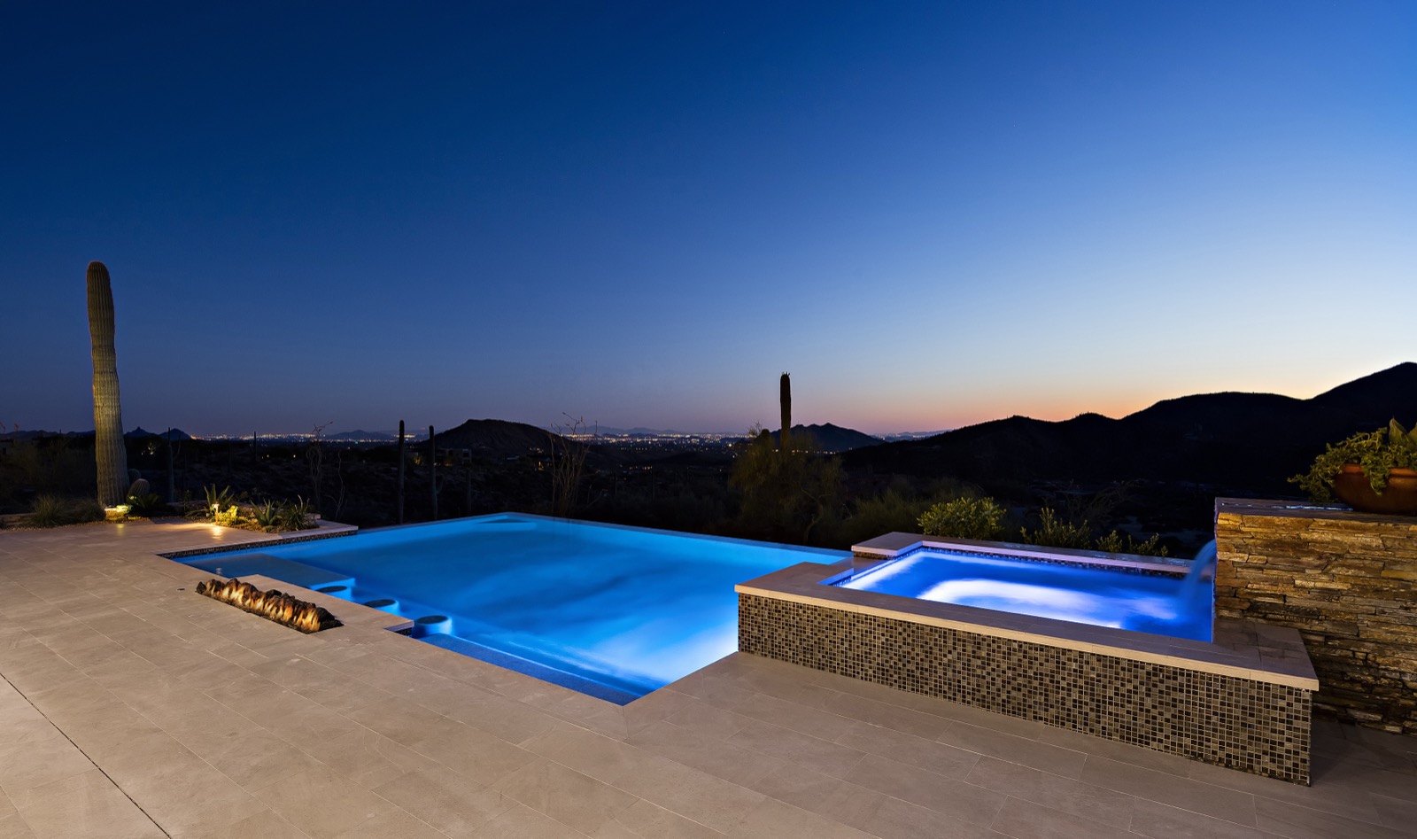 Kerrigan pool city lights